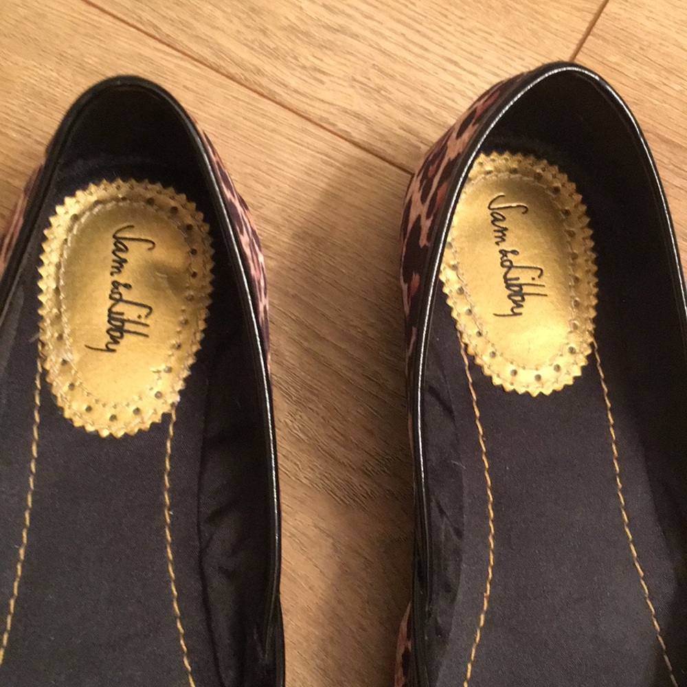 LEOPARD FLATS SIZE 6.5 SAM & LIBBY - Picture 2 of 3